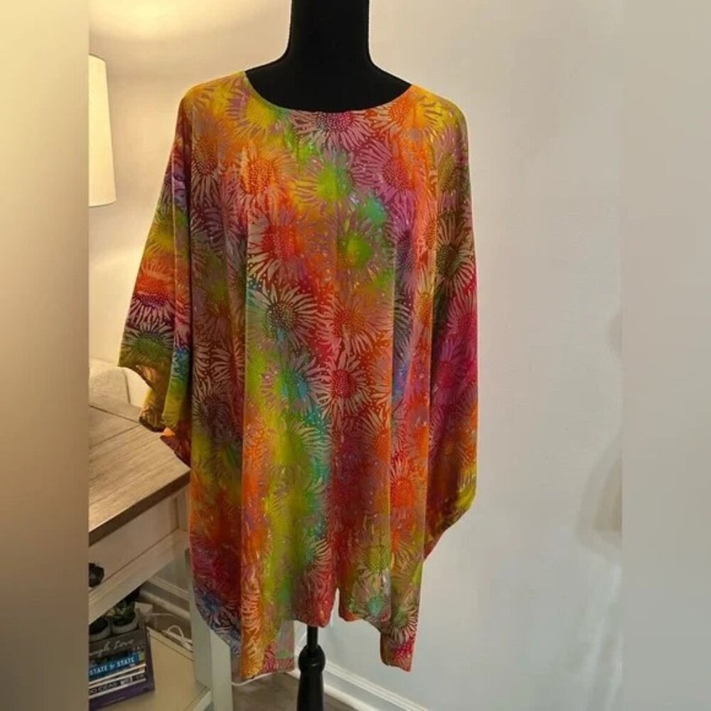 REPOSH - Colorful Poncho style blouse